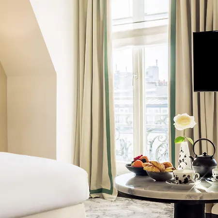 Hyatt Madeleine