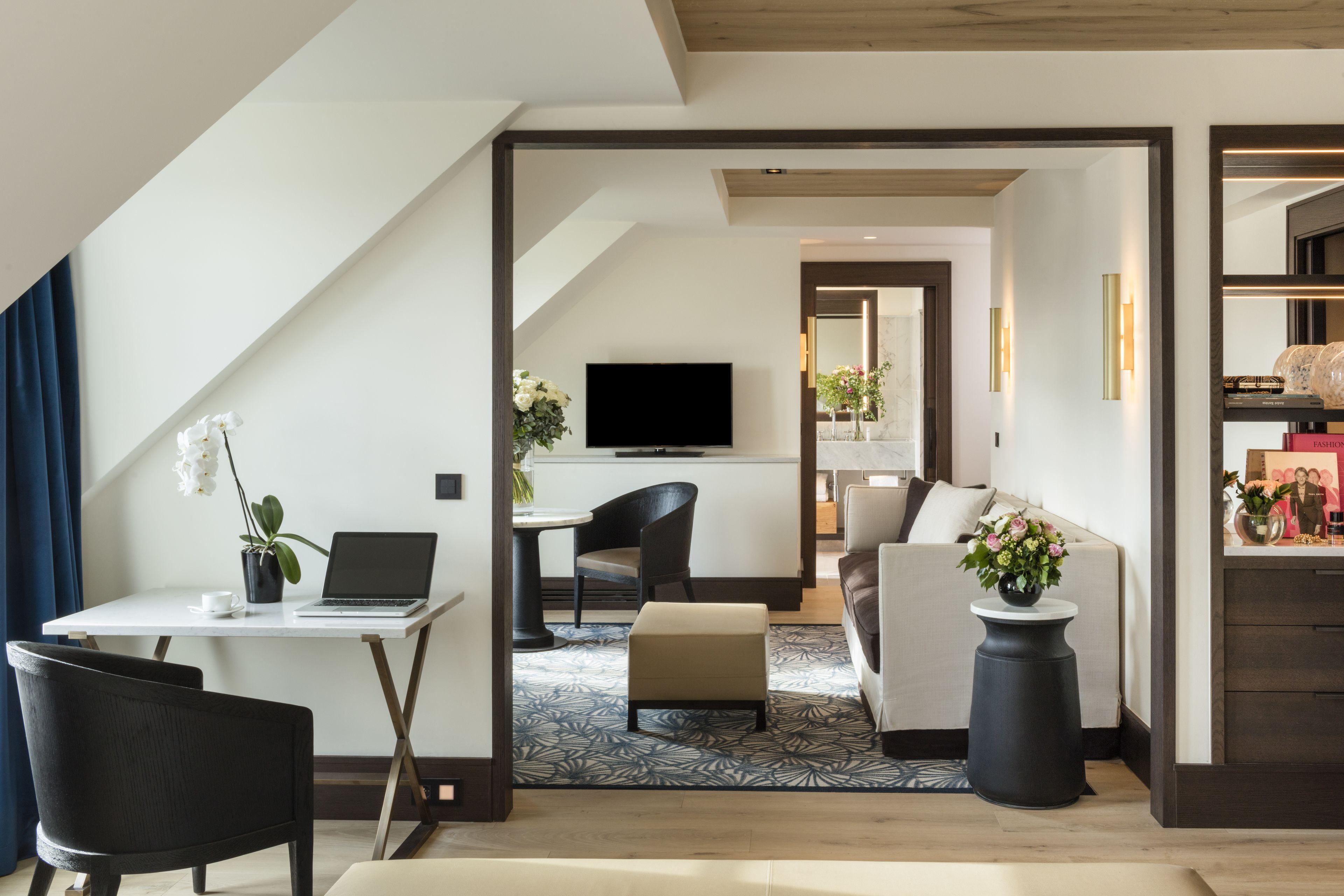 Hyatt Madeleine Hotel